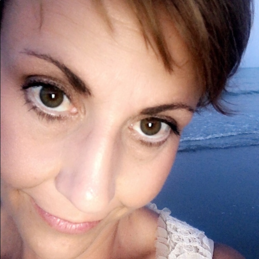 Meet your Posher, Julie